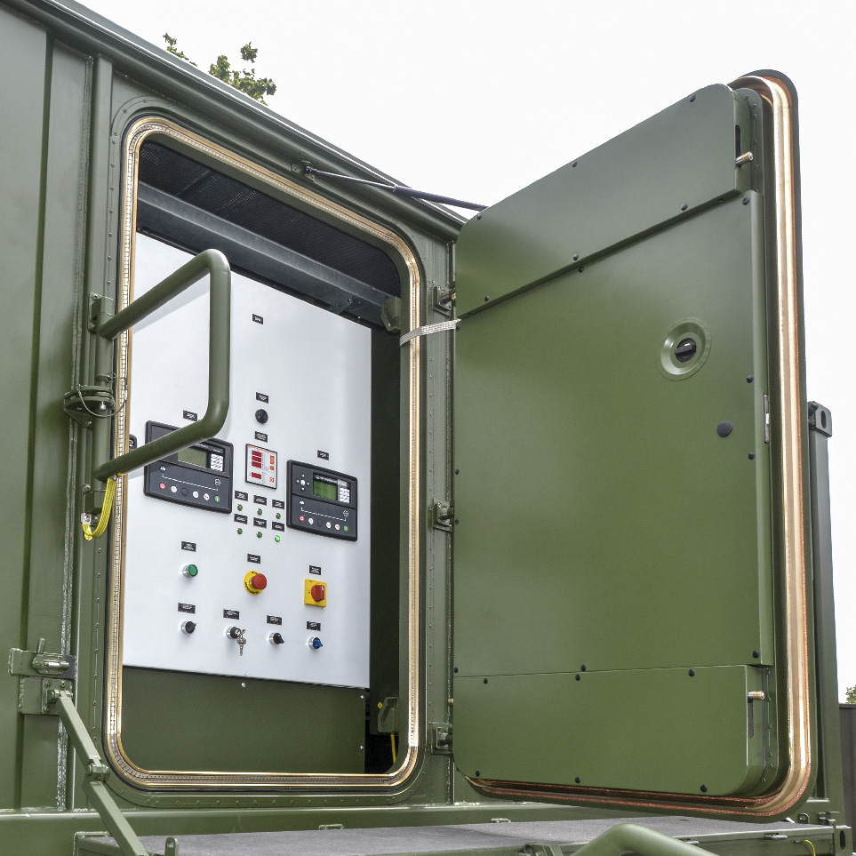 Kontenerowa Elektrownia Polowa KEP 2x85 - Szafa sterownicza