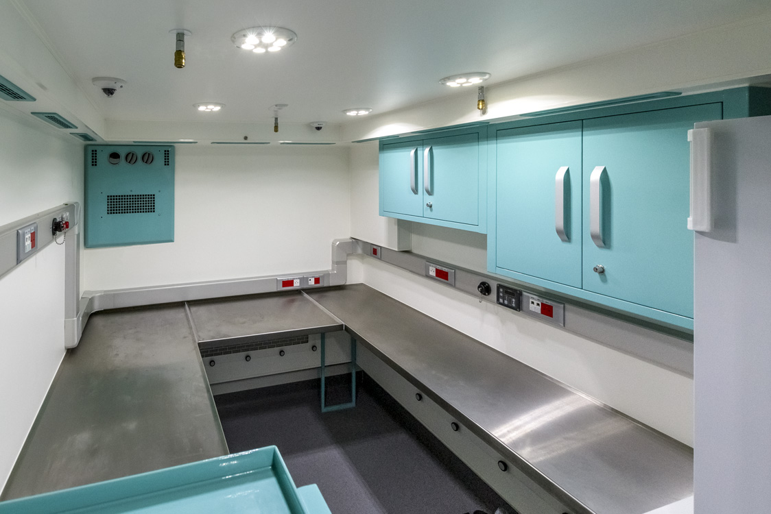 KMLI - Kontenerowe Mobilne Laboratorium Identyfikacyjne - Przedział laboratoryjny