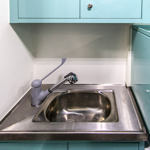 KMLI - Kontenerowe Mobilne Laboratorium Identyfikacyjne - Zlew