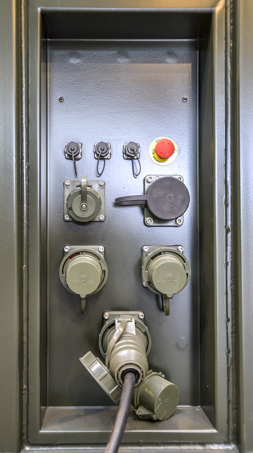 KMLI - Kontenerowe Mobilne Laboratorium Identyfikacyjne - Zespół gniazd