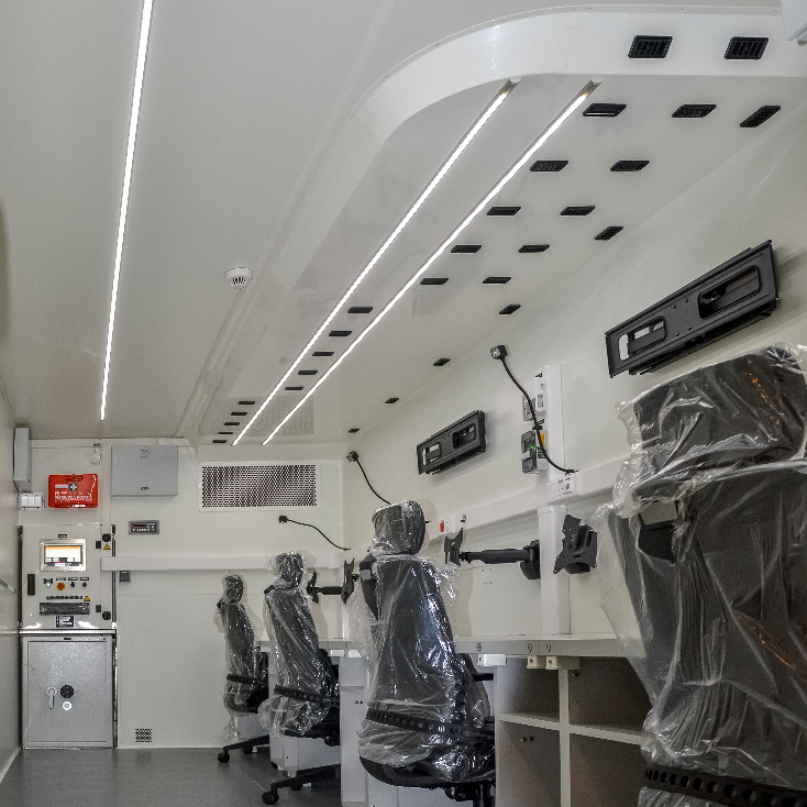 Kontener Operacyjny Szczelny Elektromagnetycznie KOEMC - przedział operacyjny