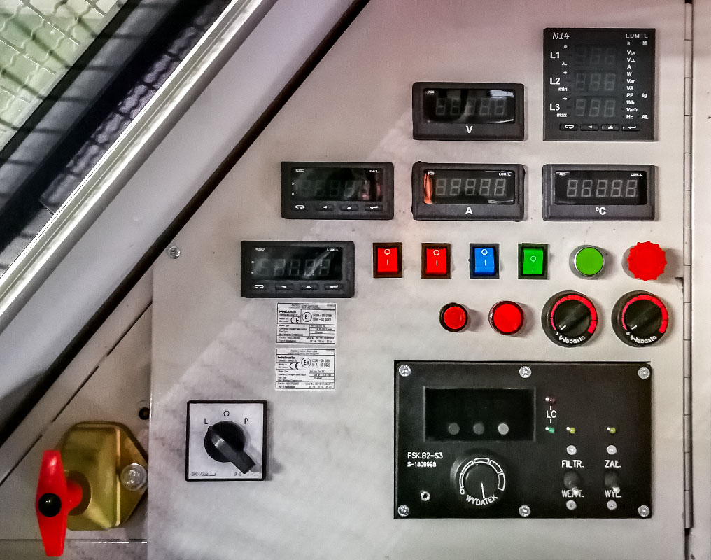 Nadwozie Specjalne do Zabudowy NZS - widok panelu sterowania