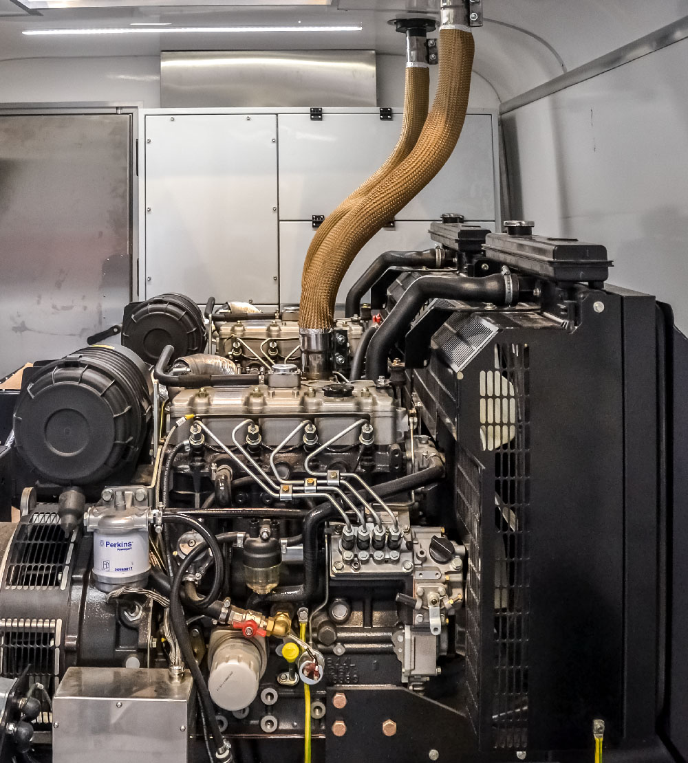 Polowa Stacja Zasilania PSZ-4/M2 - Przedział agregatu