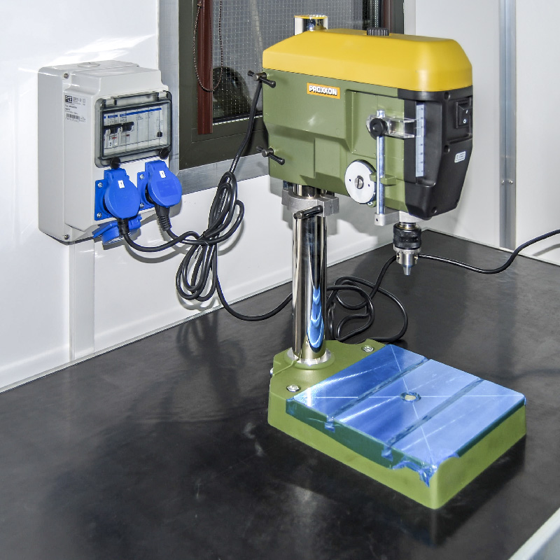 WRUE - Warsztat Remontu Uzbrojenia i Elektroniki - Warsztat