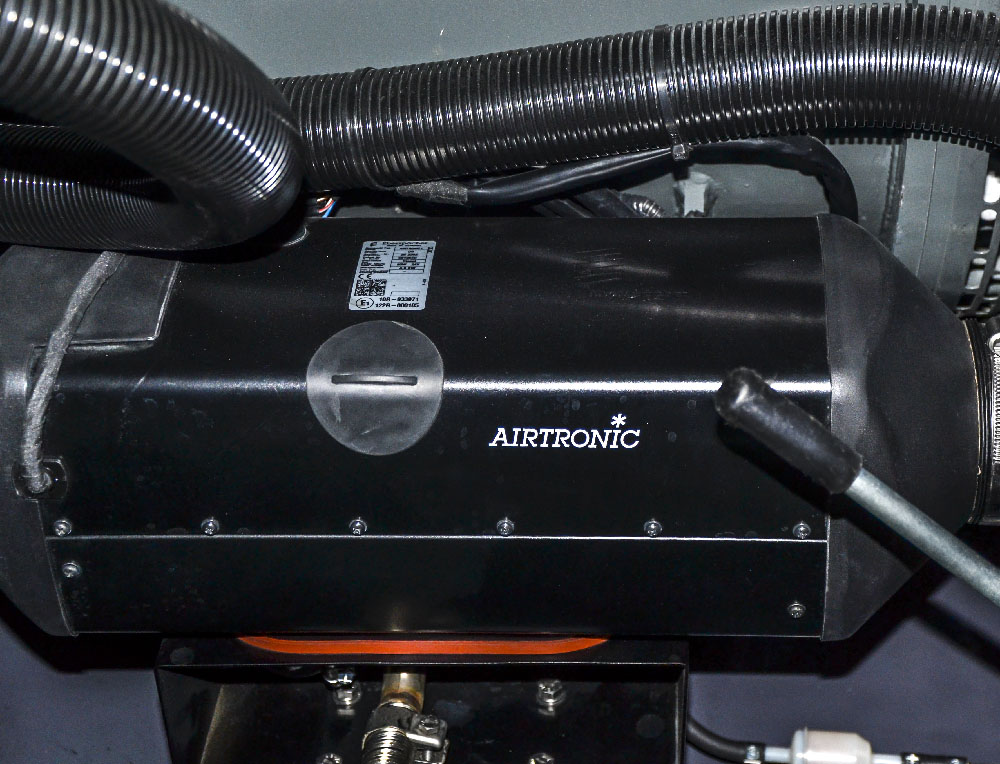 Zespół prądotwórczy ZPW 250 DTZ - podgrzewanie bloku silnika